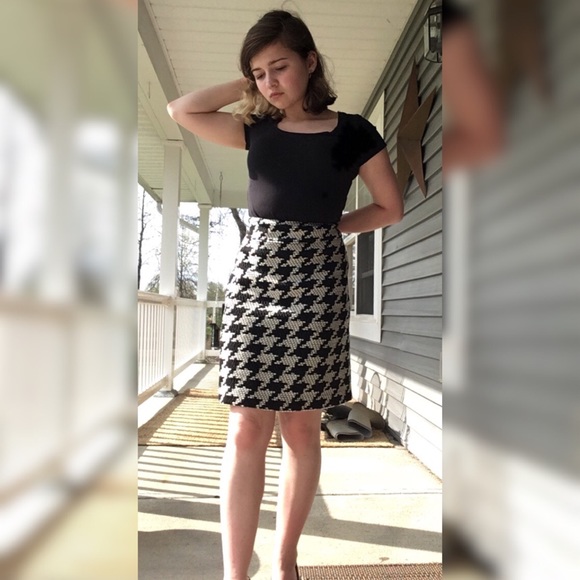 Talbots Dresses & Skirts - [Talbots] Houndstooth Basic Office Skirt Pencil
